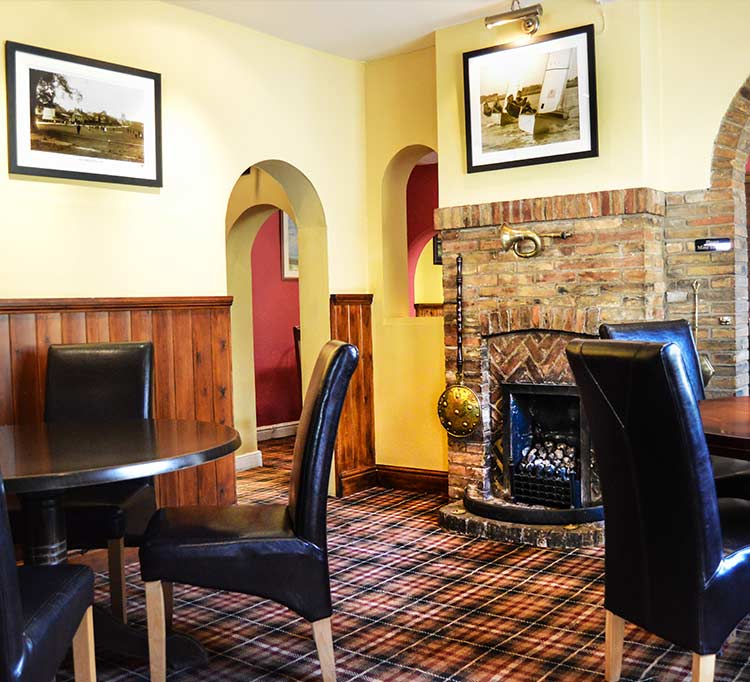 Bar Long Melford Suffolk - The Crown Inn